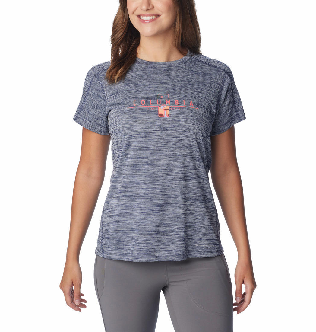 A Women Wearing Columbia Women Navy Blue W Zero Rules Graphic Crew (Sun Protection)