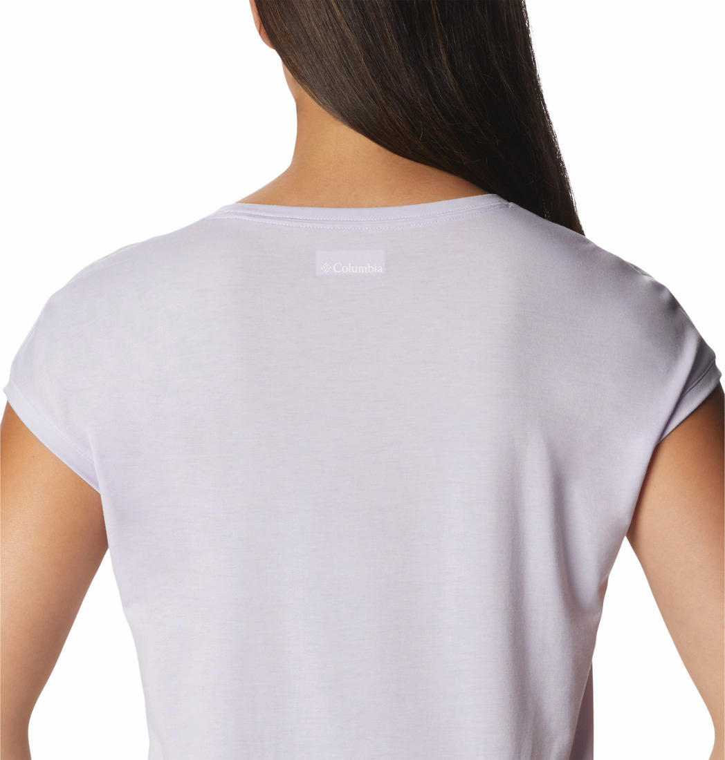 A Women Wearing Columbia Women Purple Boundless Trek Short Sleeve Tee