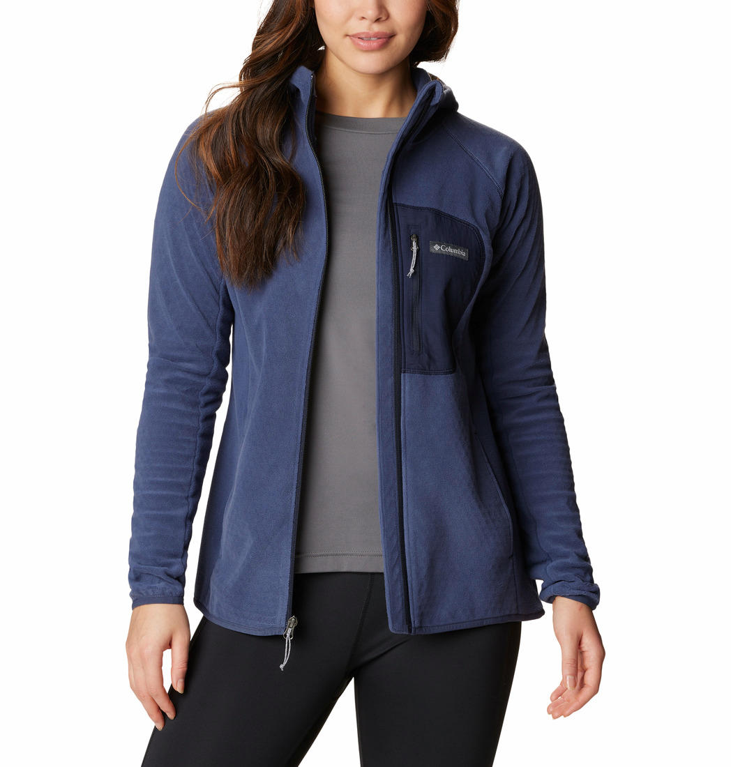 A Women Wearing Columbia Women Navy Blue W Outdoor Tracks Hooded FZ
