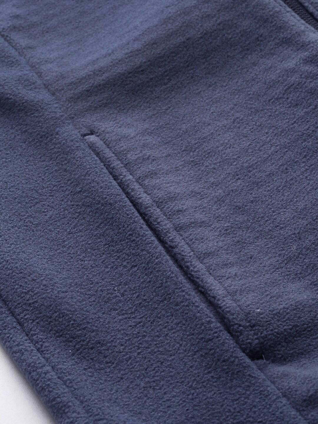 A Women Wearing Columbia Women Navy Blue W Outdoor Tracks Hooded FZ