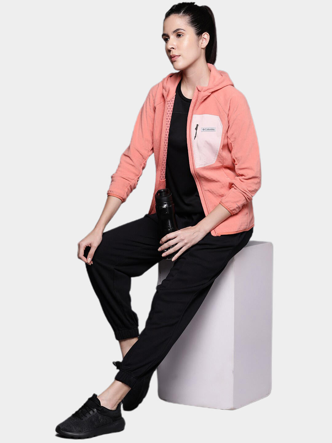 A Women Wearing Columbia Women Orange W Outdoor Tracks Hooded FZ