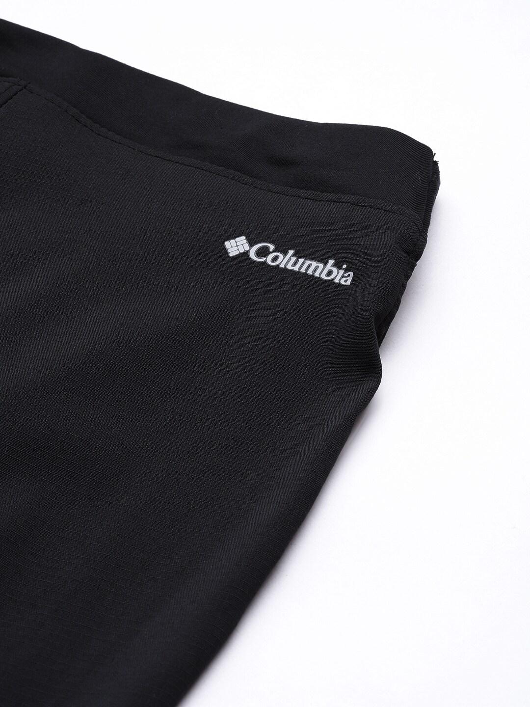 A Women Wearing Columbia Women Black On The Go Hybrid Pant (Sun Protection)