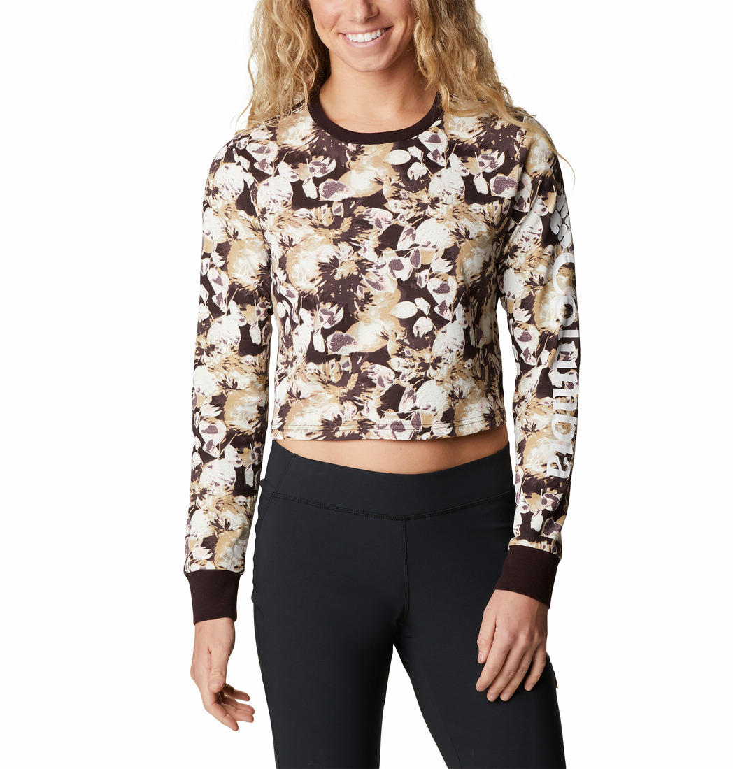 A Women Wearing Columbia Women Brown North Cascades LS Printed