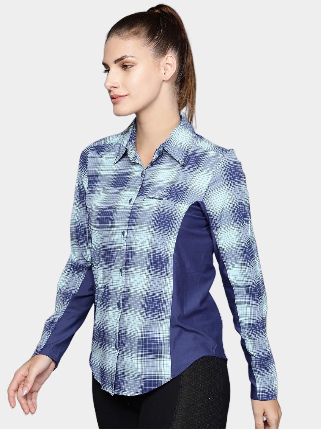 A Women Wearing Columbia Women Blue Claudia Ridge LS Shirt