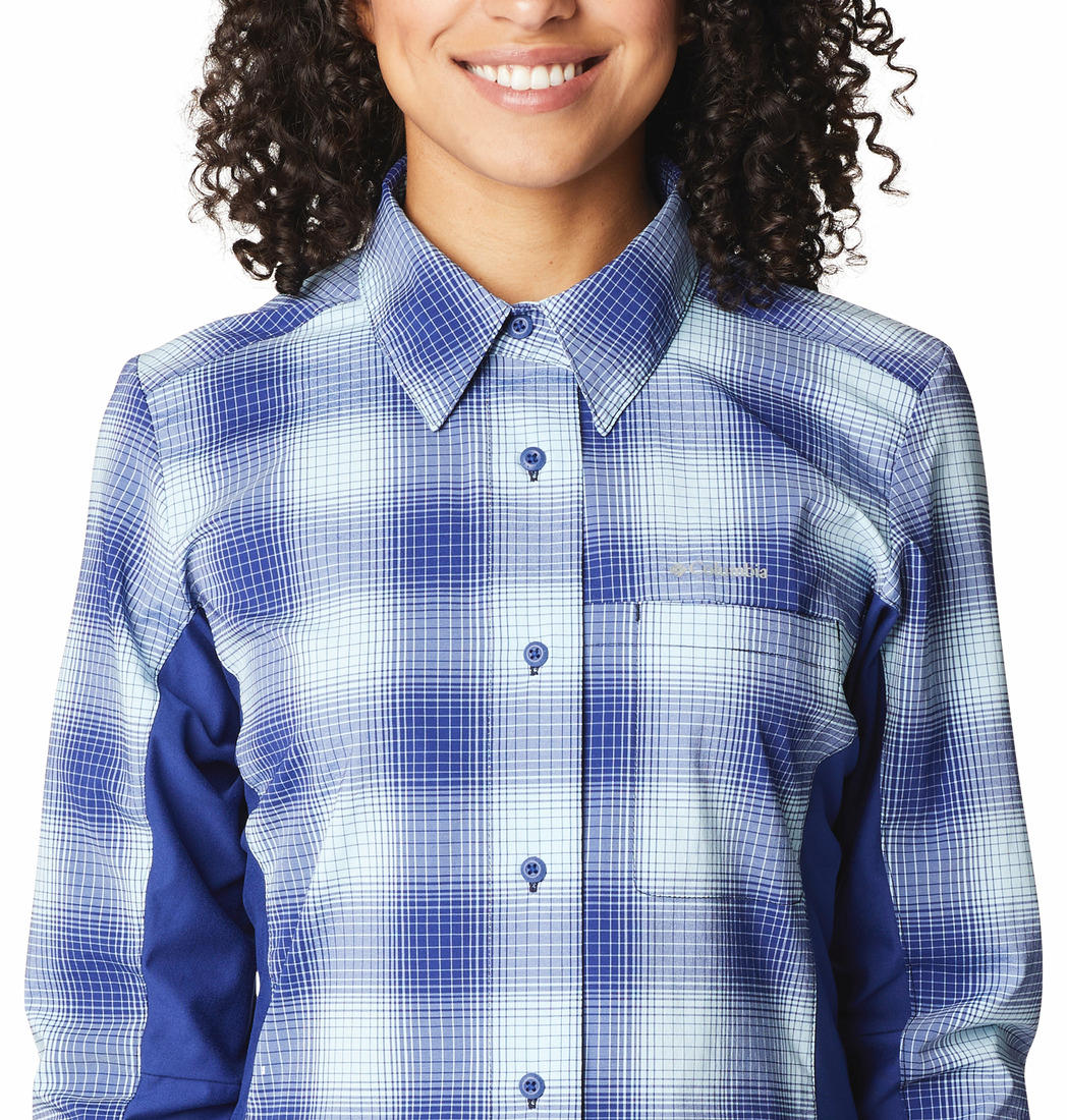 A Women Wearing Columbia Women Blue Claudia Ridge LS Shirt