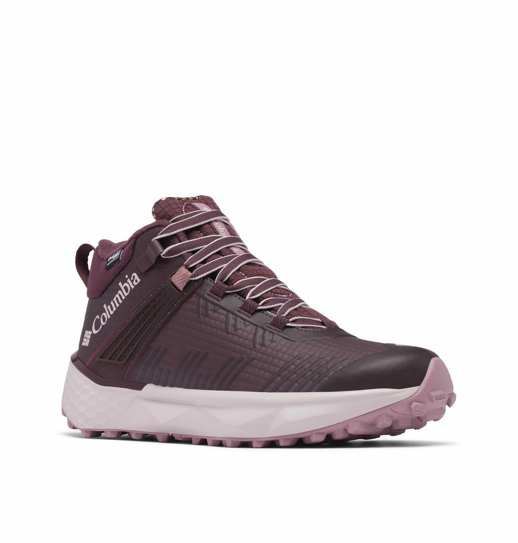 A Women Wearing Columbia Women Red FACET 75 EQUINOX
