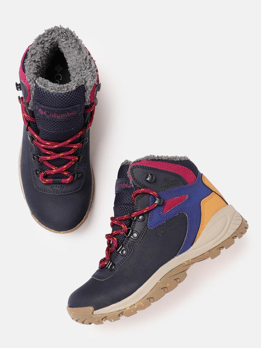 Columbia Women Blue NEWTON RIDGE PLUS OMNI HEAT