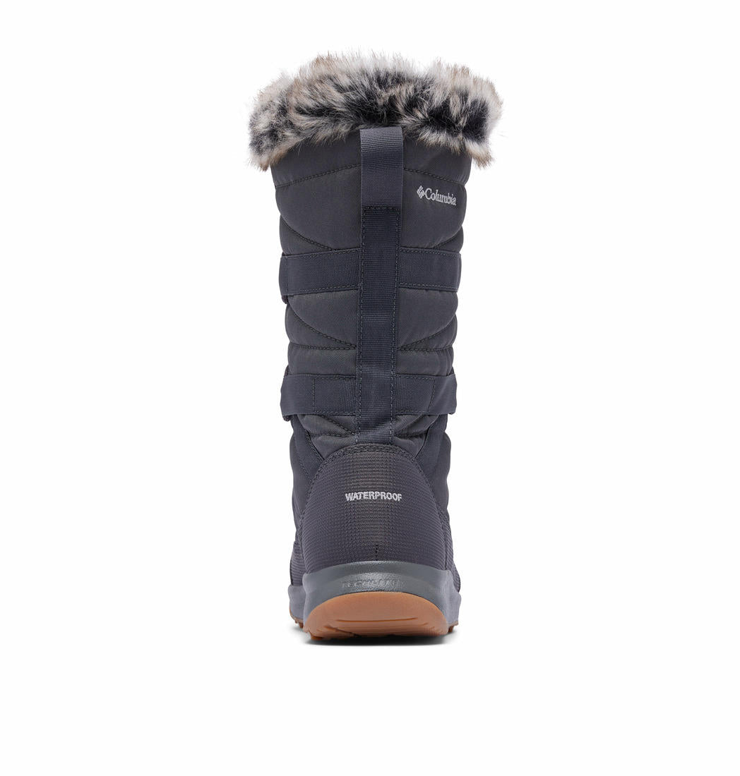A Women Wearing Columbia Women Black MINX IV