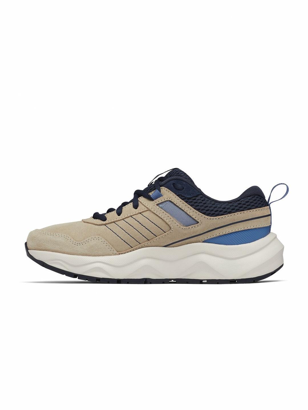 Columbia Women BROWN Plateau Venture