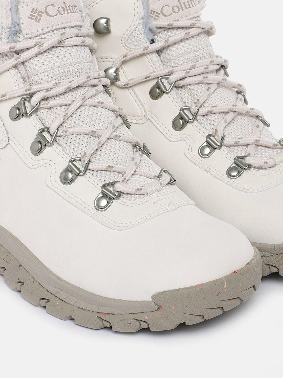 Columbia Women White NEWTON RIDGE WP OMNI-HEAT II