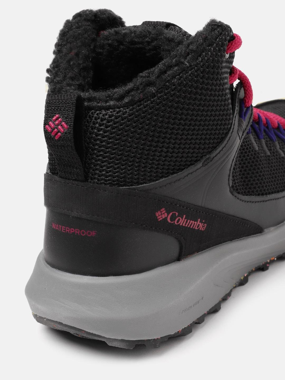 Columbia Women Black TRAILSTORM MID OMNI HEAT Water Resistant Shoes