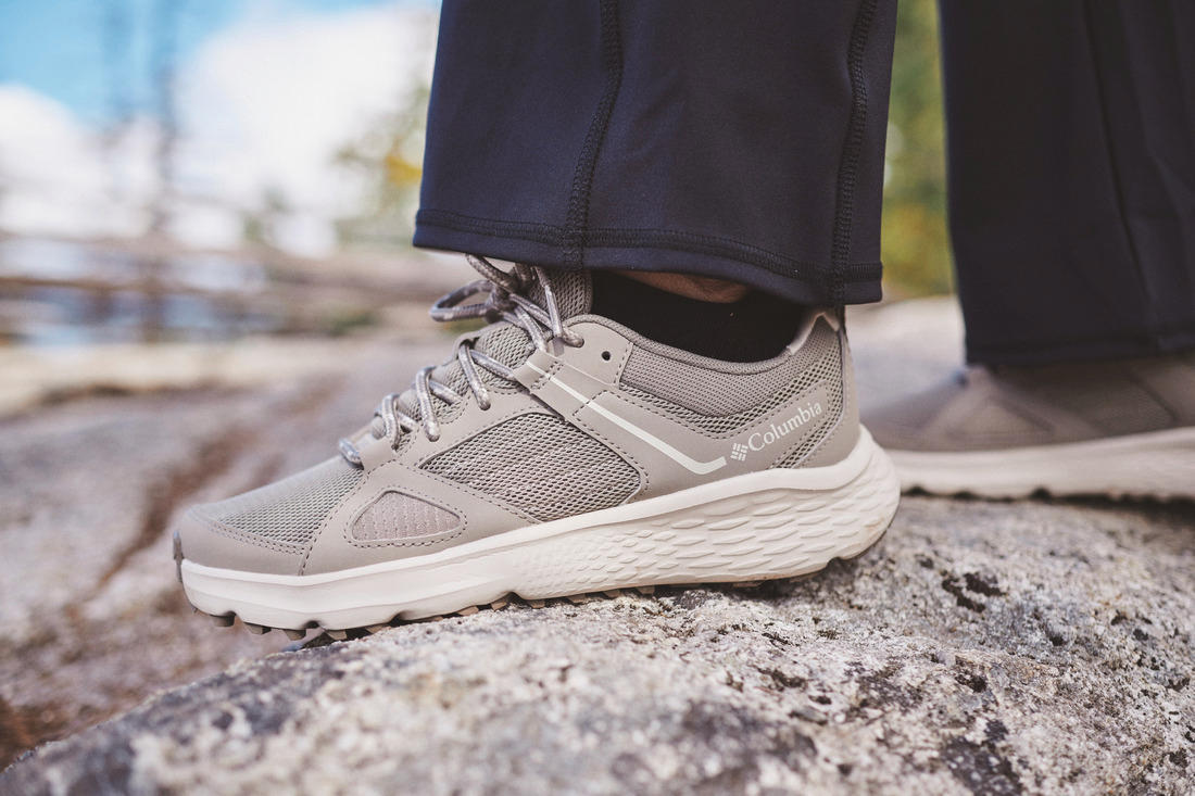 Columbia Women White NOVO TRAIL