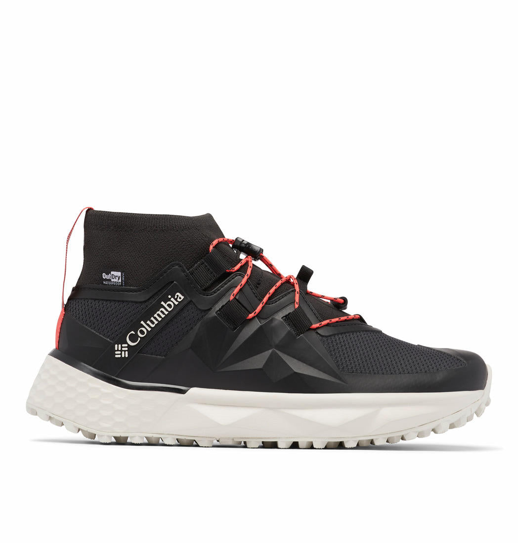 A Women Wearing Columbia Women Black FACET 75 ALPHA OUTDRY