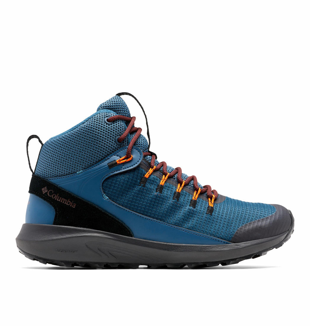 A Men Wearing Columbia Men Blue Trailstorm Mid Waterproof
