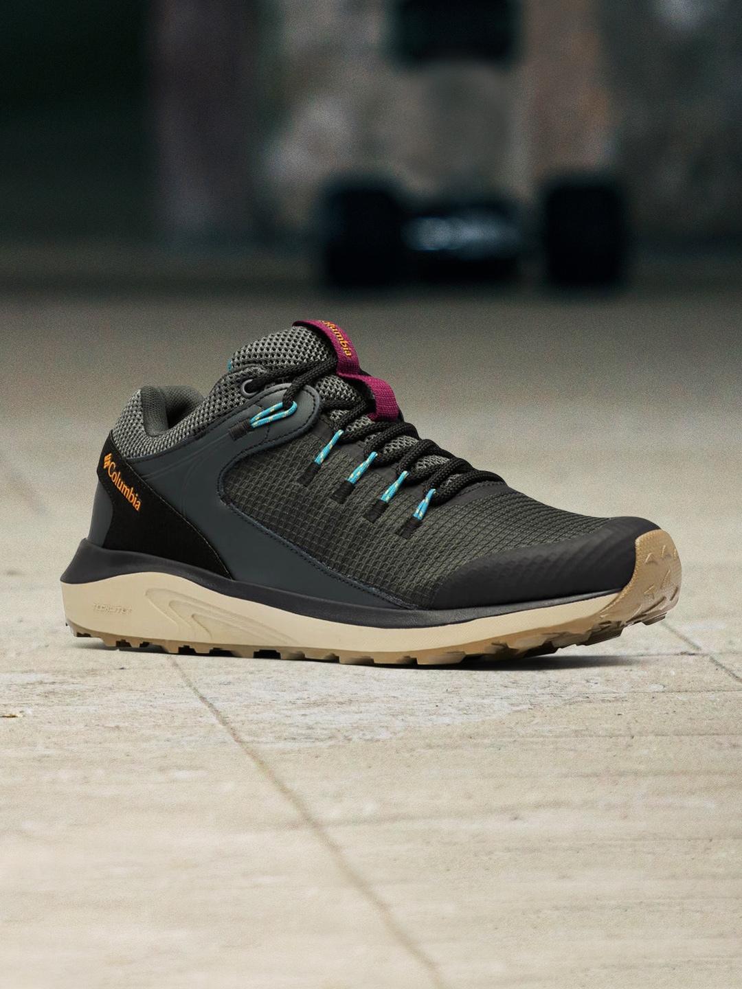 Columbia Men Green TRAILSTORM Water Resistant Shoes