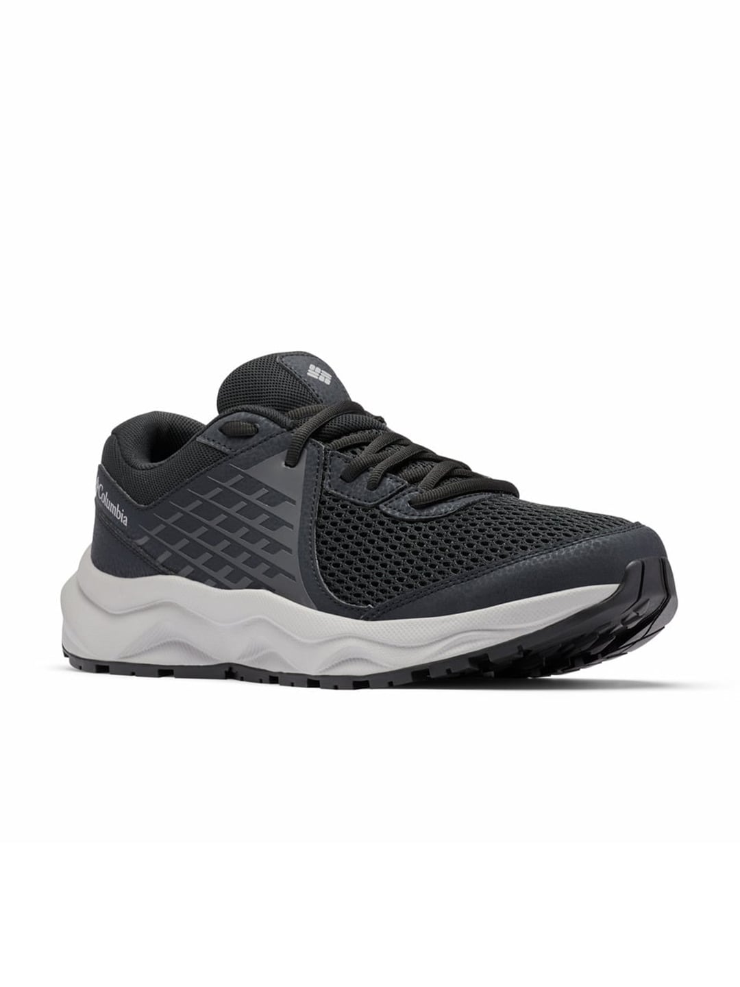 A Men Wearing Columbia Men Black TRAILSTORM BEYOND