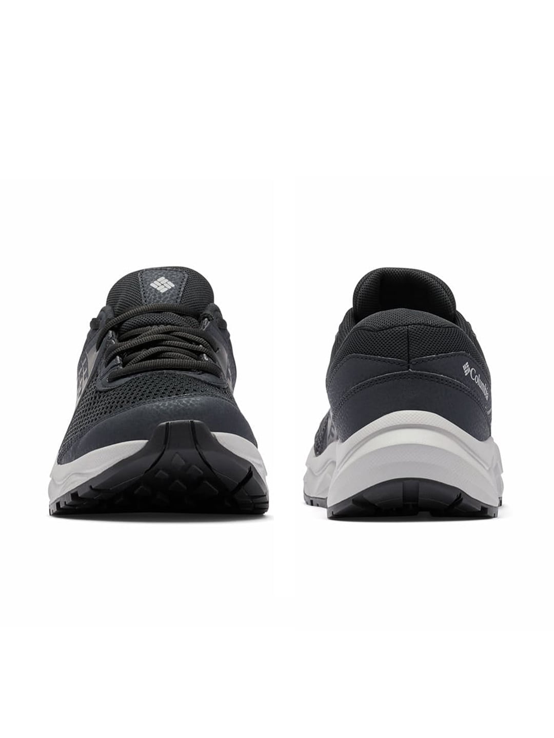 A Men Wearing Columbia Men Black TRAILSTORM BEYOND