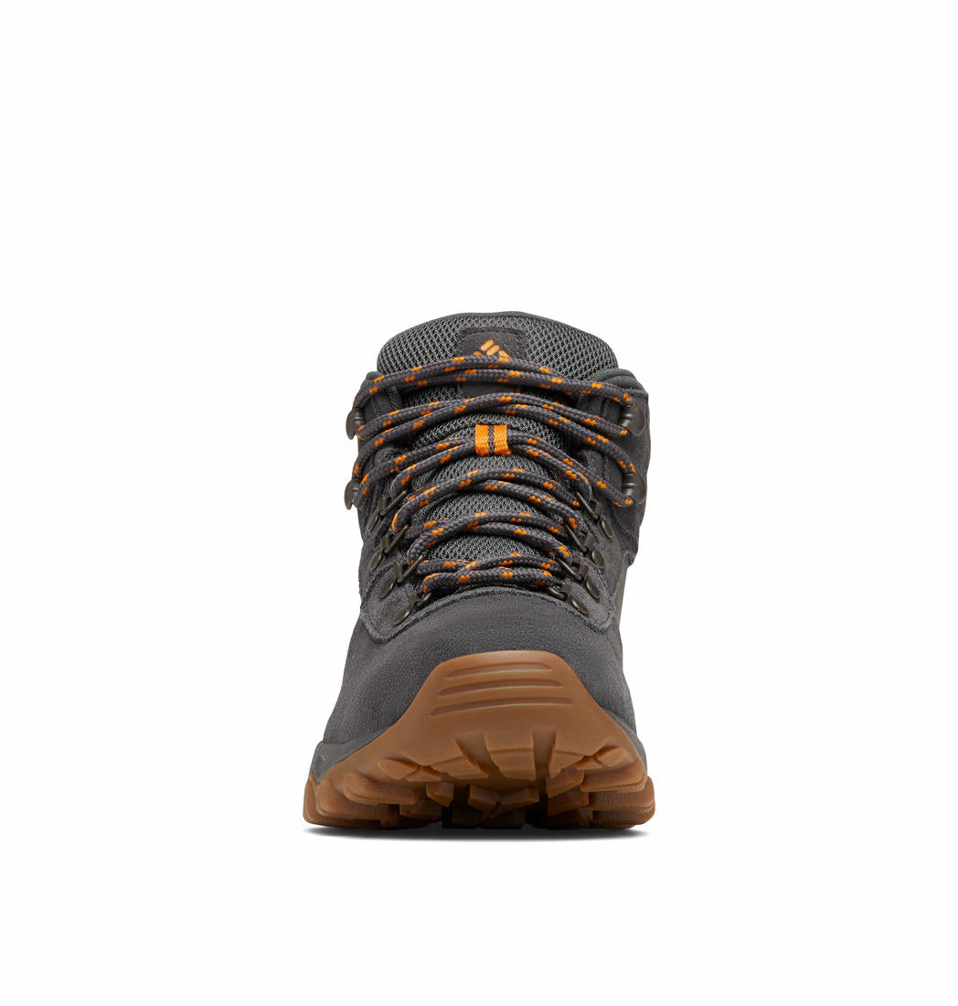 A Men Wearing Columbia Men Grey NEWTON RIDGE PLUS II SUEDE WP