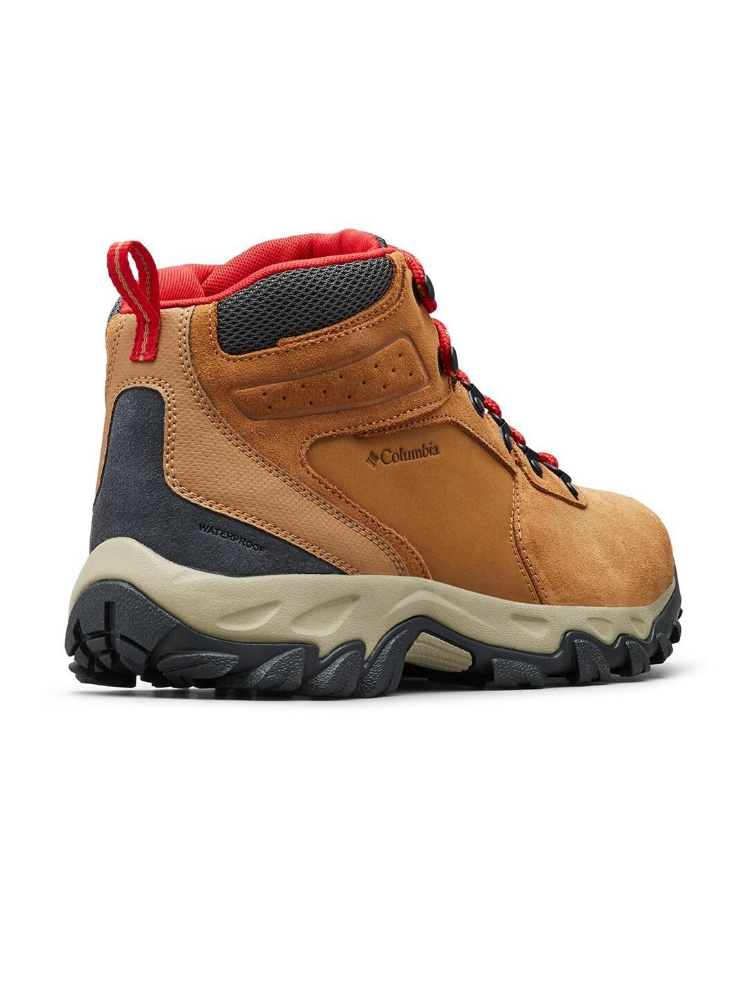 Columbia Men Brown NEWTON RIDGE PLUS II SUEDE WP