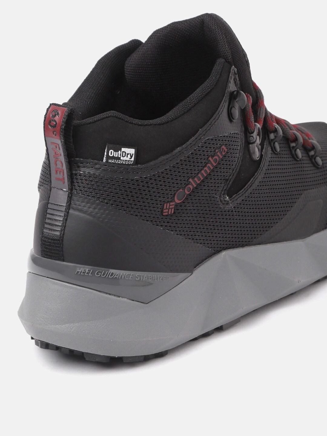 Columbia Men Black FACET 60 OUTDRY