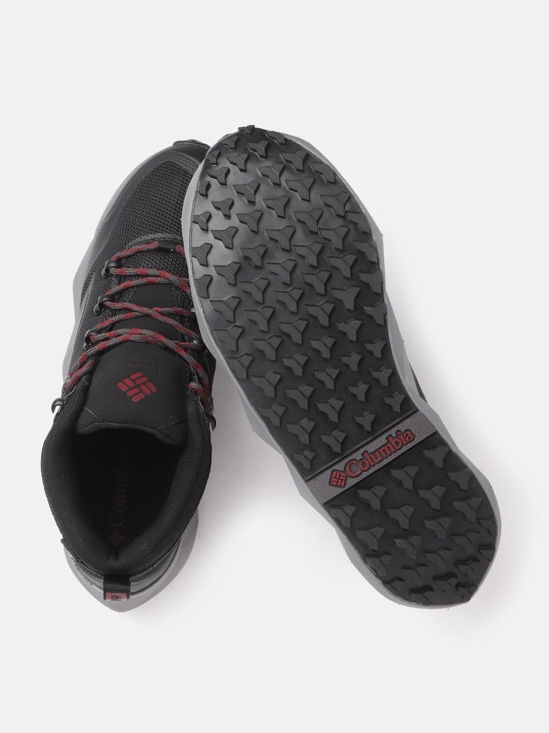 Columbia Men Black FACET 60 OUTDRY