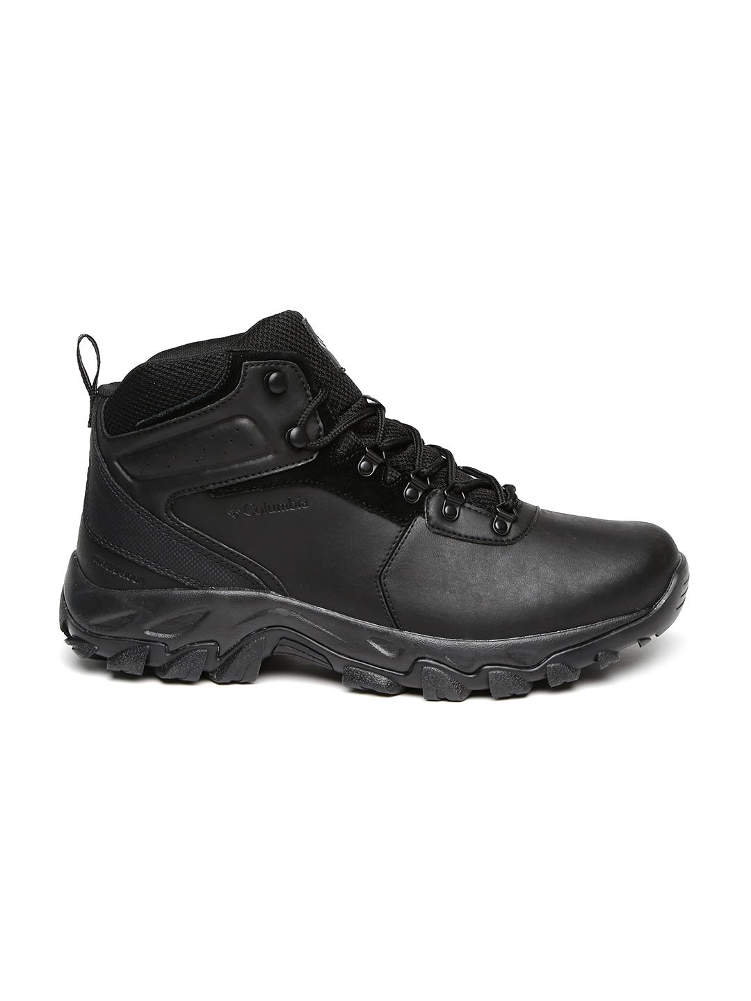 Columbia Men Black NEWTON RIDGE PLUS II Water Resistant Shoes