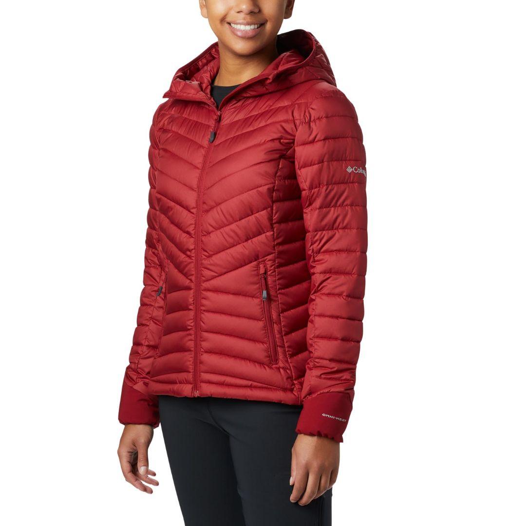A Women Wearing Columbia Women Red Windgates Hooded Jacket