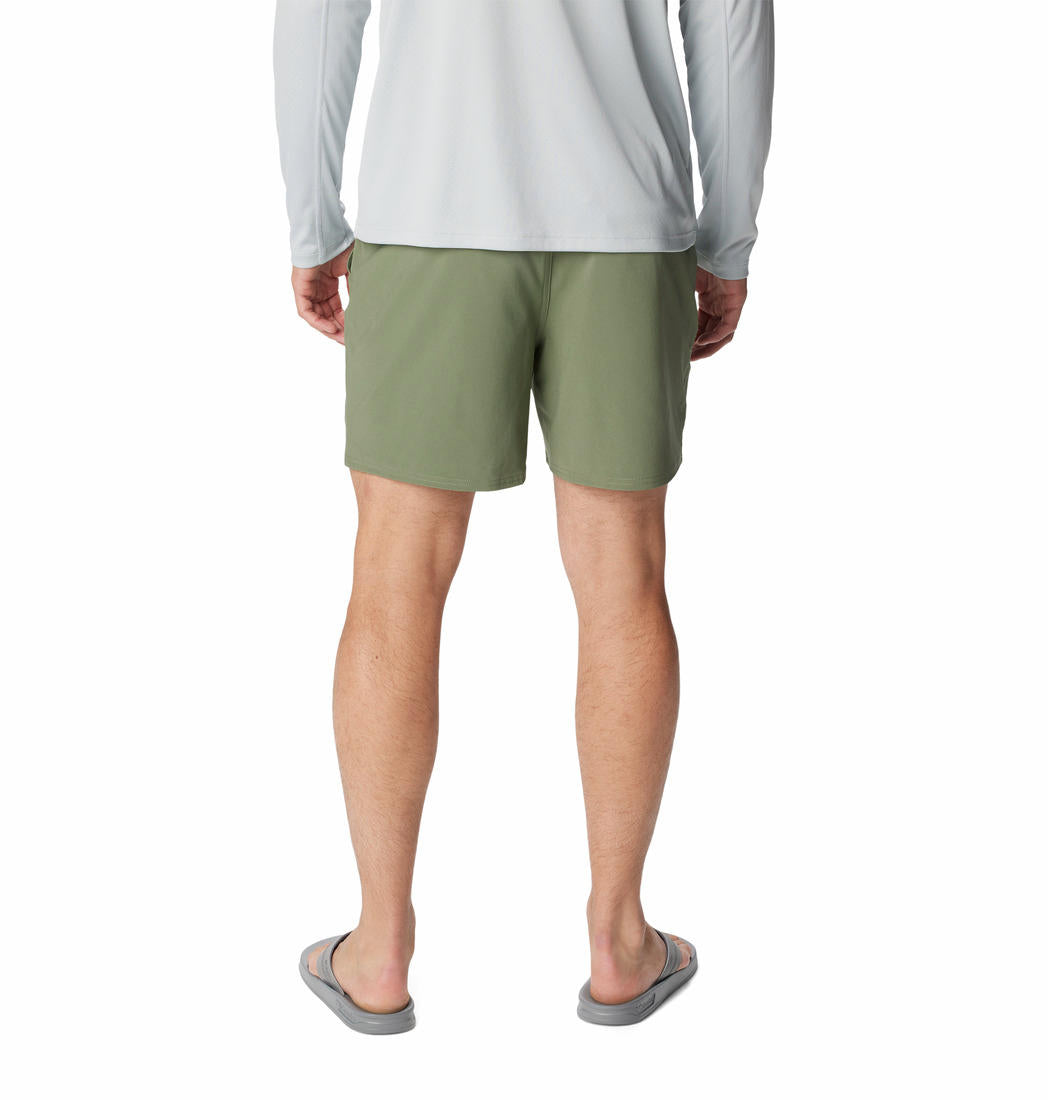 Columbia Men Green Omni-Shade Terminal Roamer Stretch Shorts (Sun Protection)