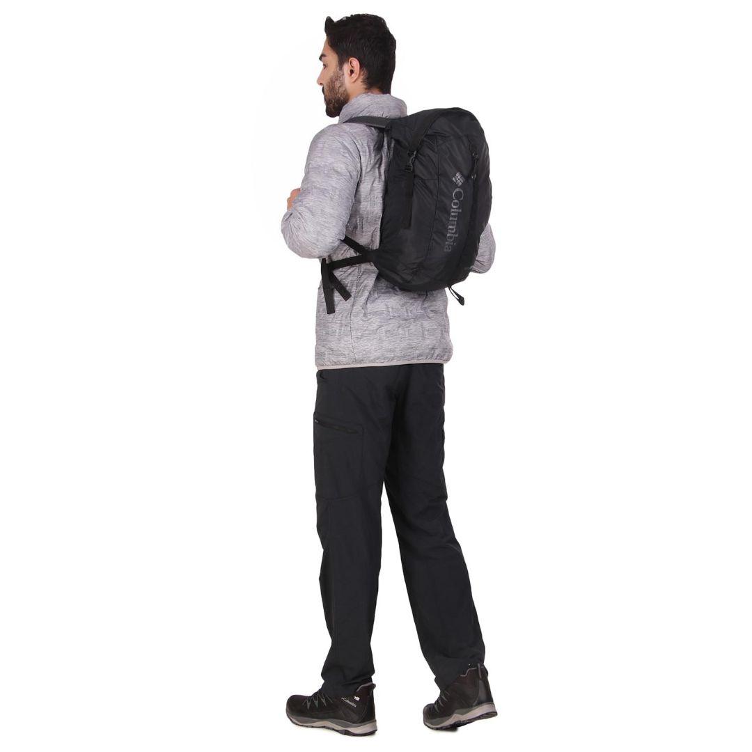 Columbia Unisex Black Essential Explorer 20L
