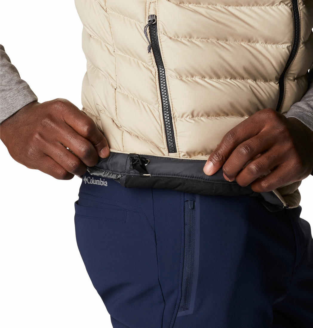 Columbia Men Beige Powder Lite Vest