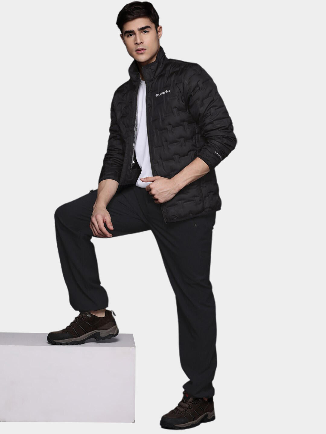 Columbia Men Black Delta Ridge Down Jacket