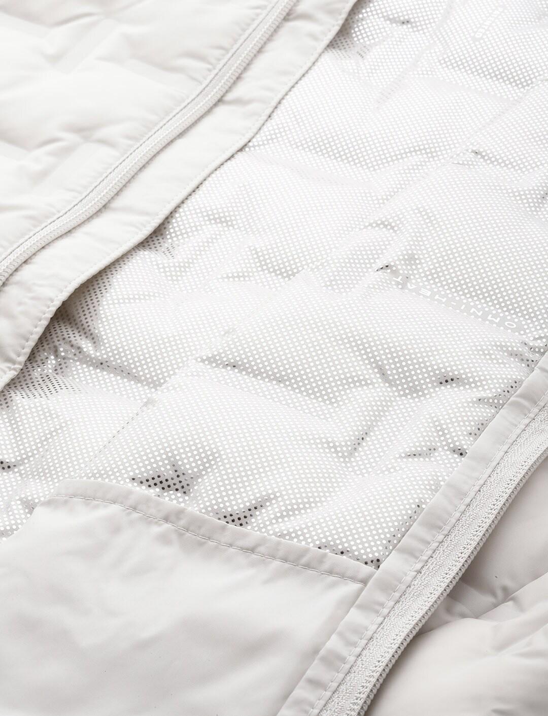 Columbia Men Beige Delta Ridge Down Jacket