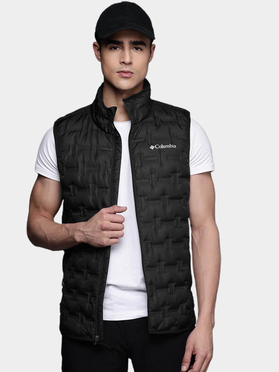Columbia Men Black Delta Ridge Down Vest