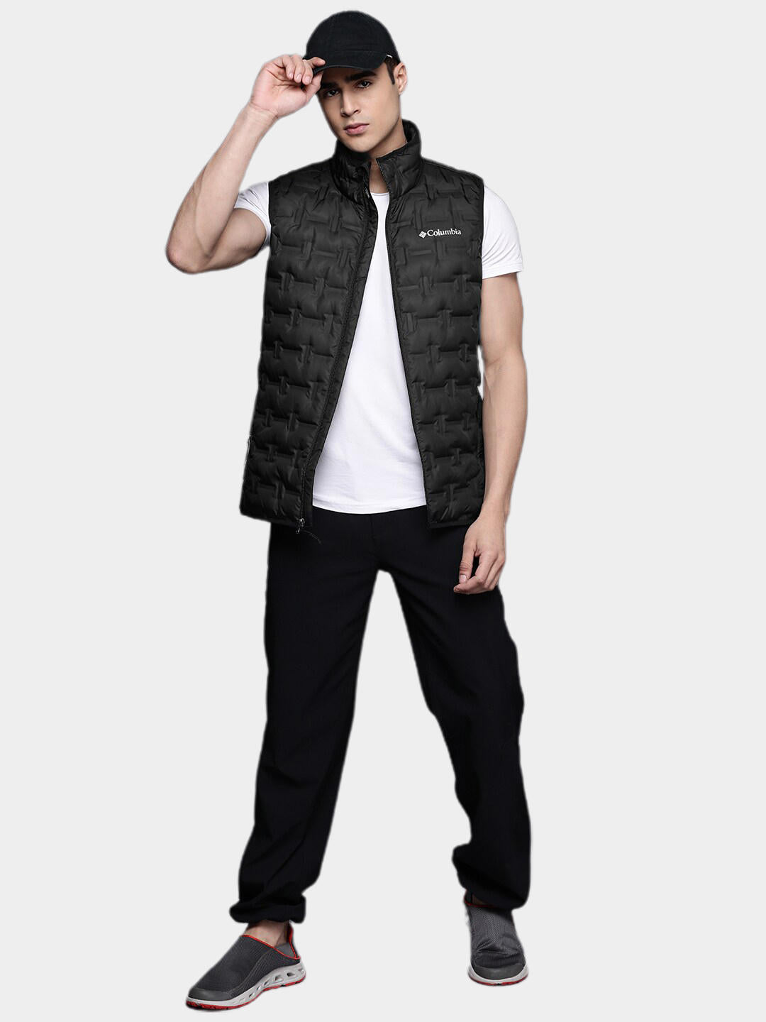 Columbia Men Black Delta Ridge Down Vest