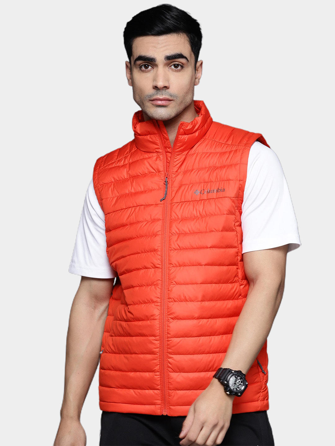 A Men Wearing Columbia Men Orange Silver Falls Vest