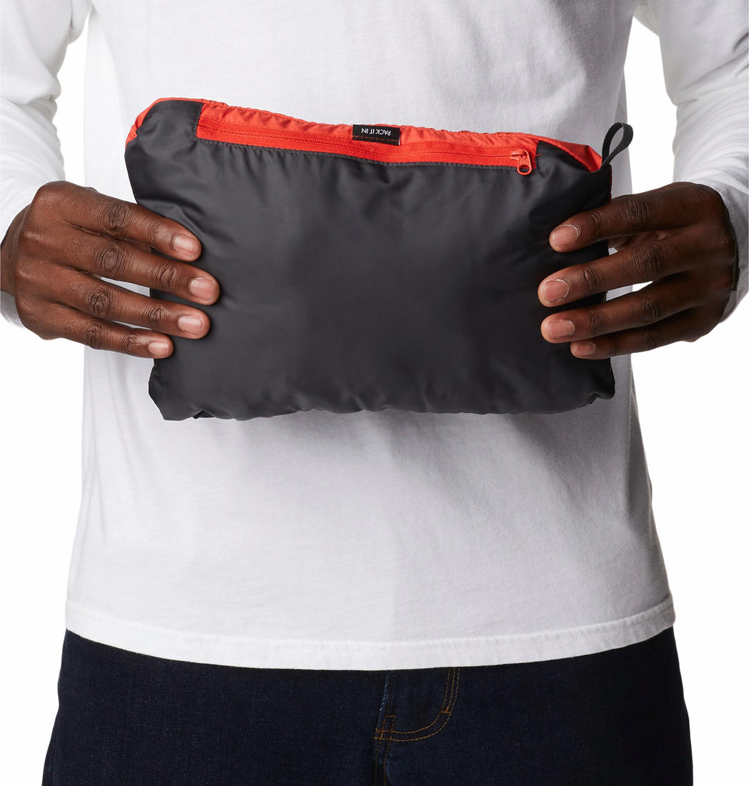 A Men Wearing Columbia Men Orange Silver Falls Vest