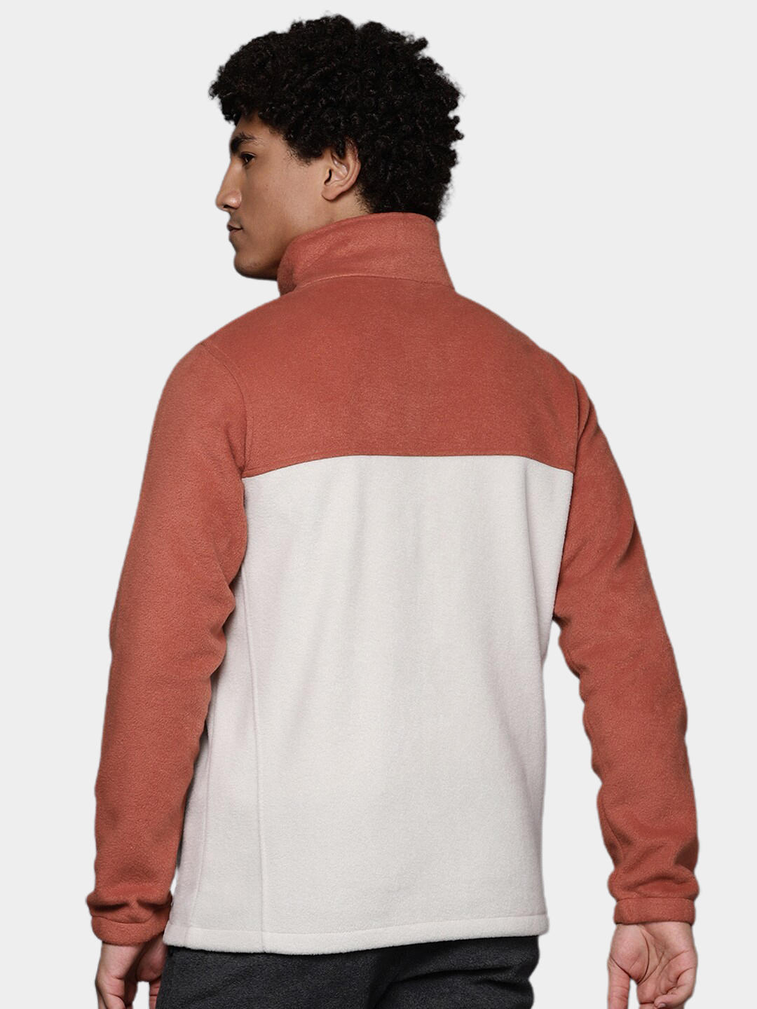 A Men Wearing Columbia Men Orange Steens Mountain Full Zip 2.0