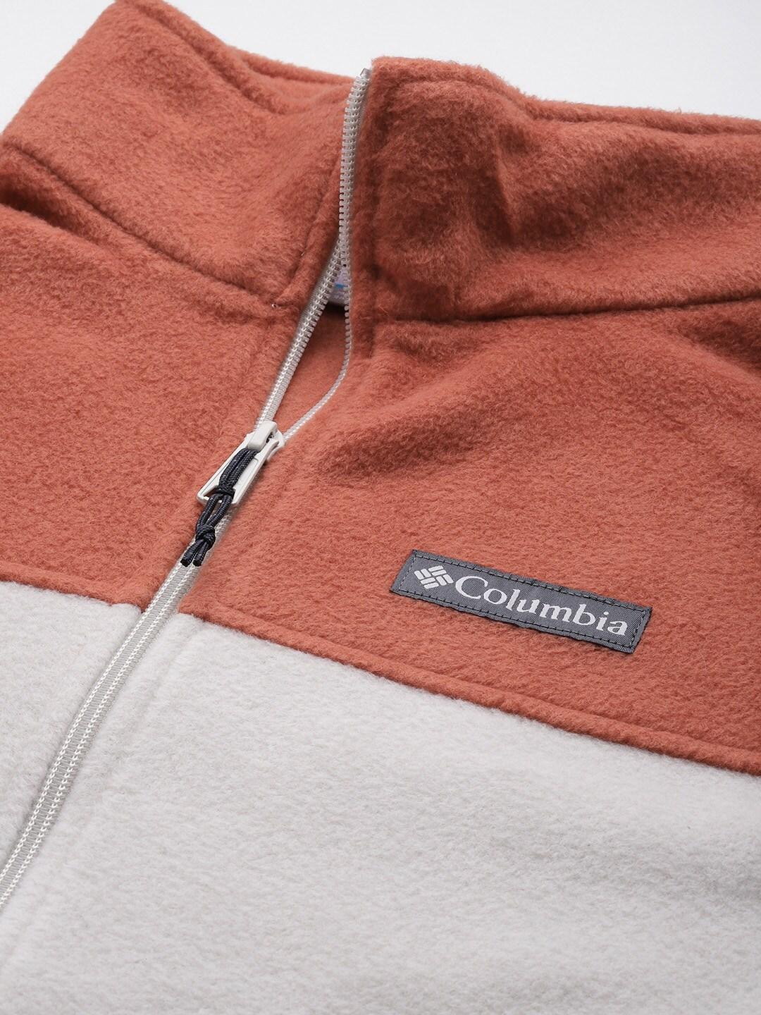 A Men Wearing Columbia Men Orange Steens Mountain Full Zip 2.0