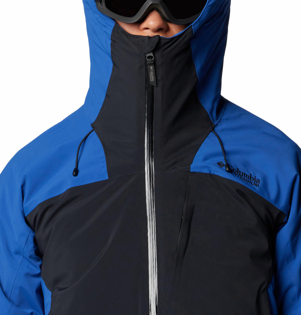 A Men Wearing Columbia Men Black Cirque Bowl Jacket