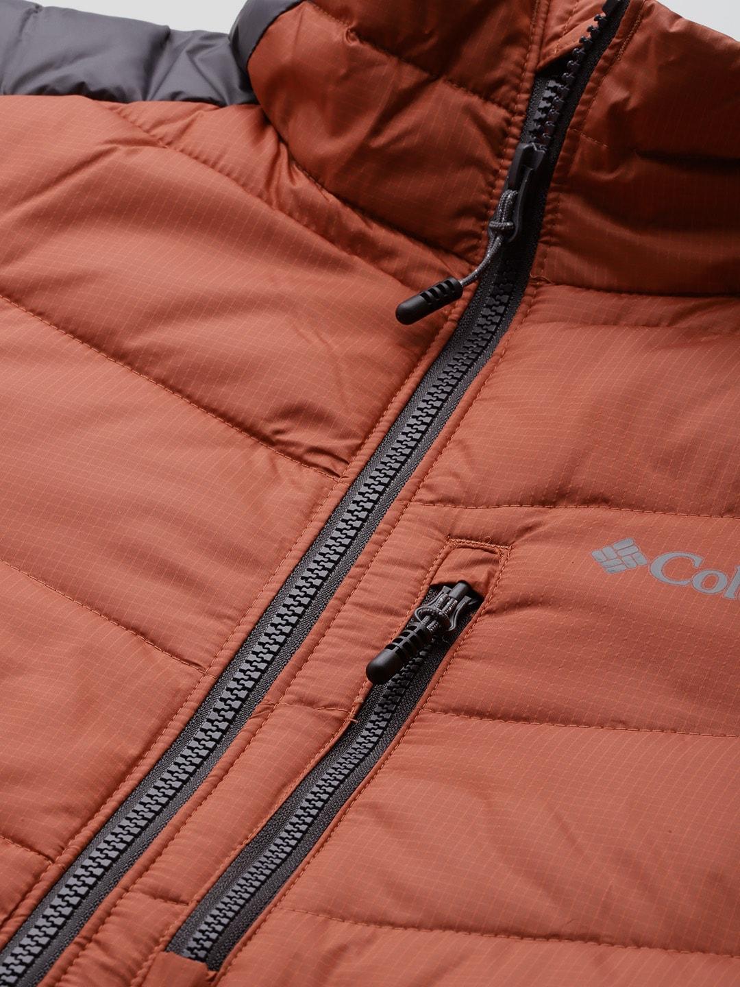 A Men Wearing Columbia Men Orange Labyrinth Loop Jacket