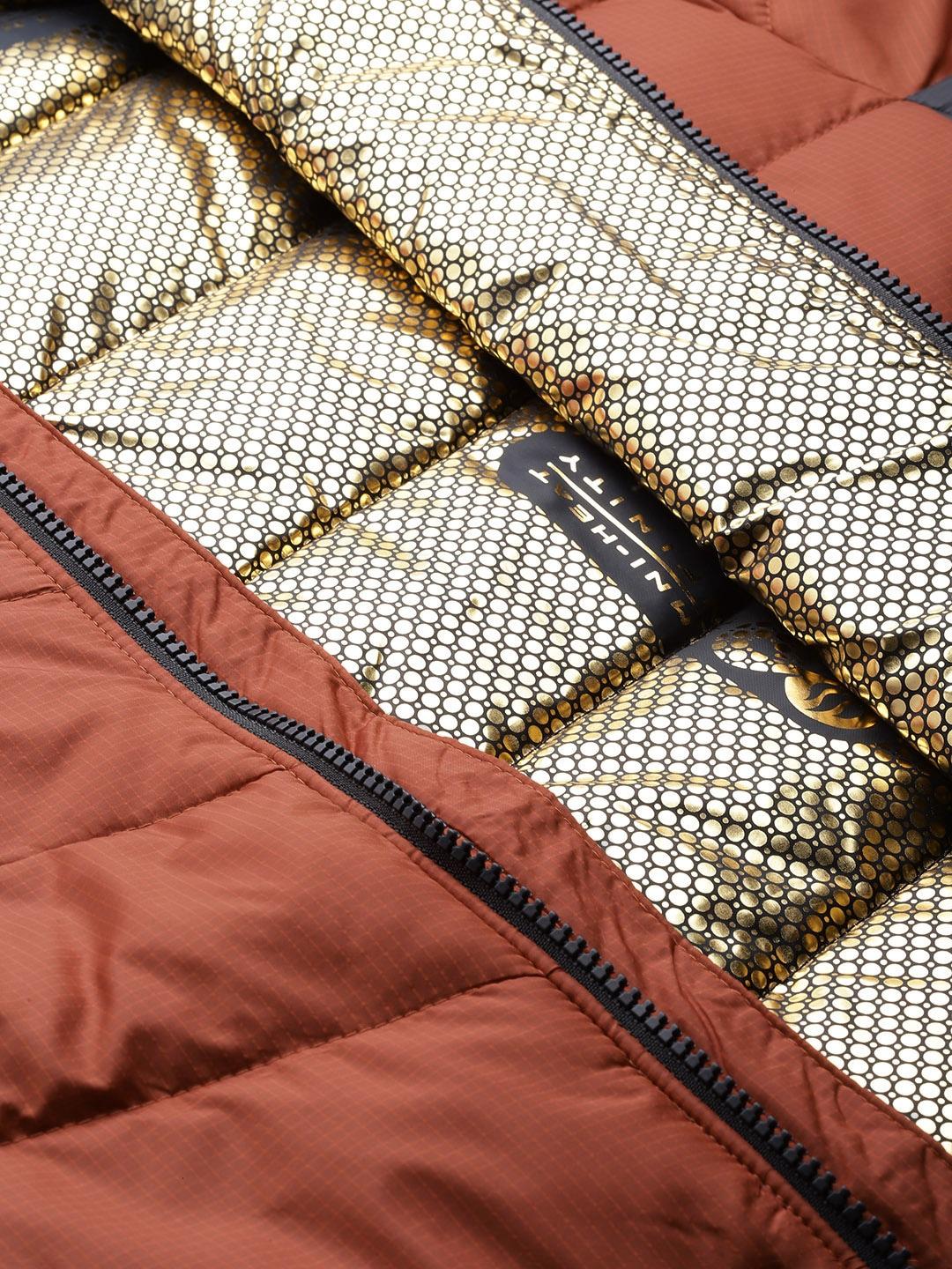 A Men Wearing Columbia Men Orange Labyrinth Loop Jacket