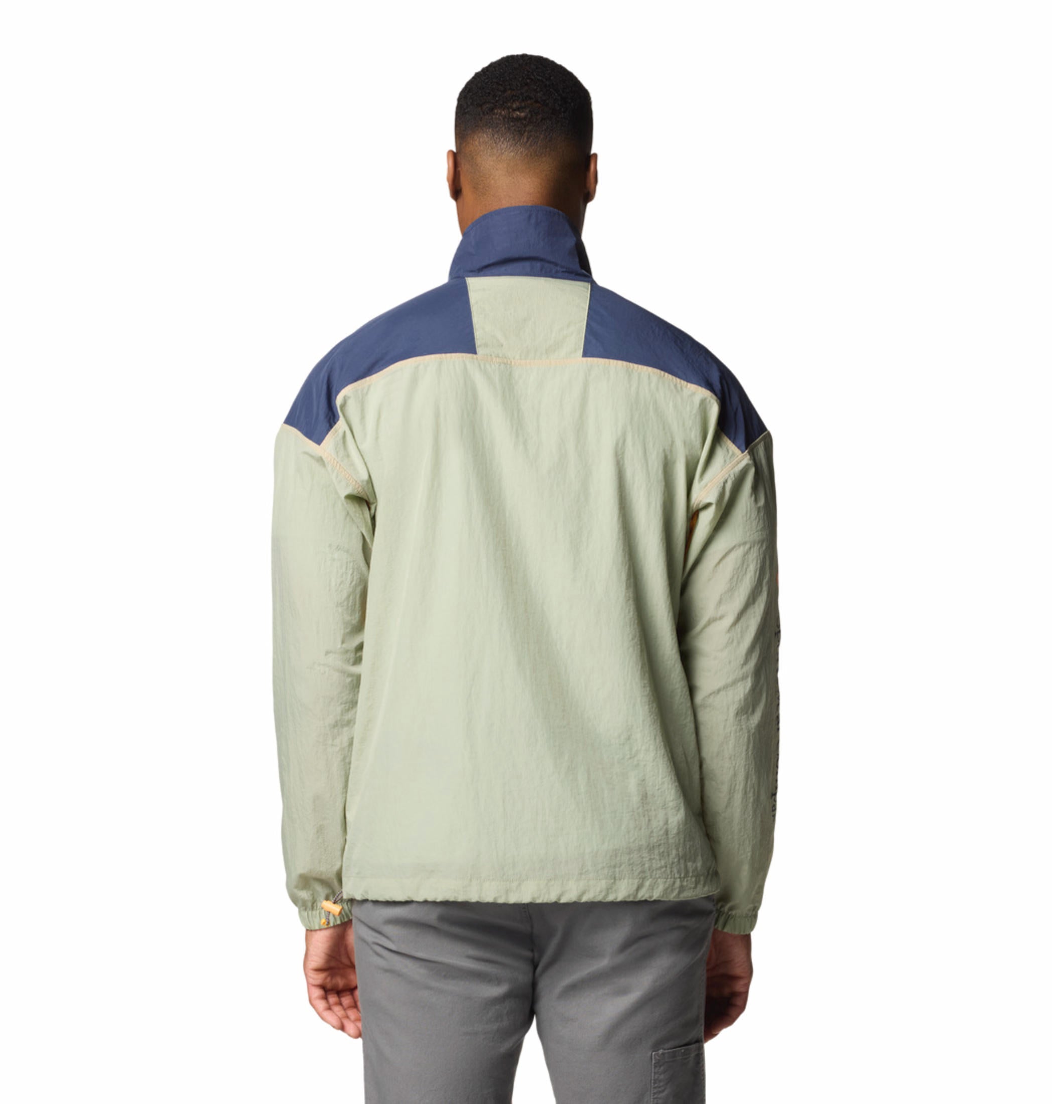 A Men Wearing Columbia Men Green Riptide II Retro Windbreaker Anorak