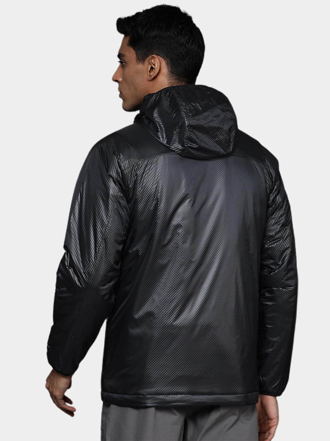 A Men Wearing Columbia Men Black Arch Rock Double Wall Elite Hooded Jacket