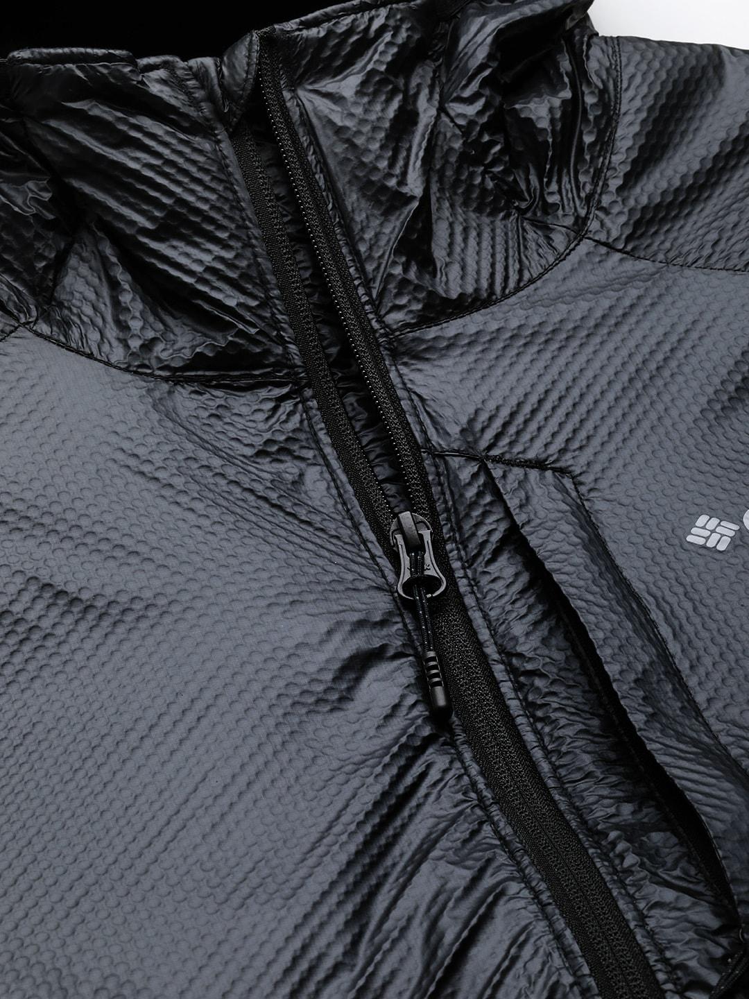 A Men Wearing Columbia Men Black Arch Rock Double Wall Elite Hooded Jacket