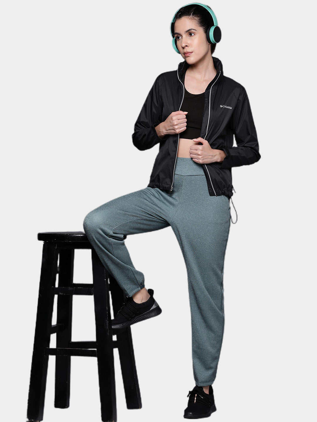 Columbia Women Black Switchback III Rain Jacket