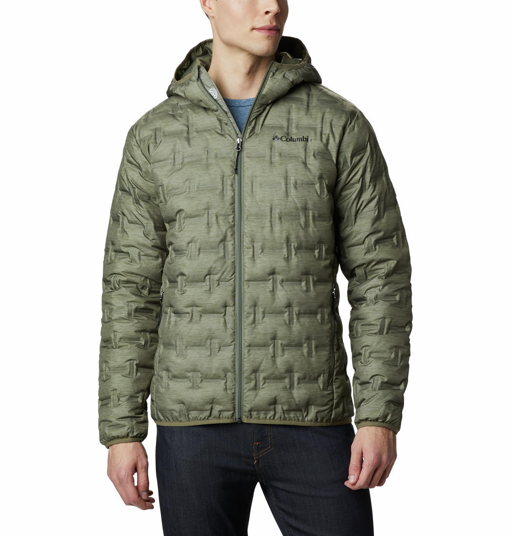 A Men Wearing Columbia Men Green Delta Ridge Down Hooded Jacket