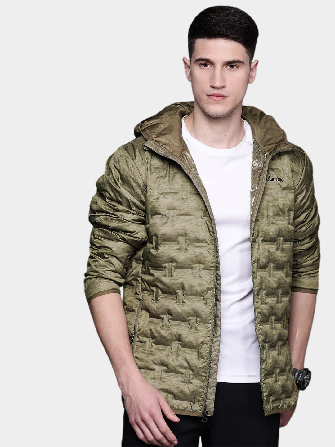 A Men Wearing Columbia Men Green Delta Ridge Down Hooded Jacket