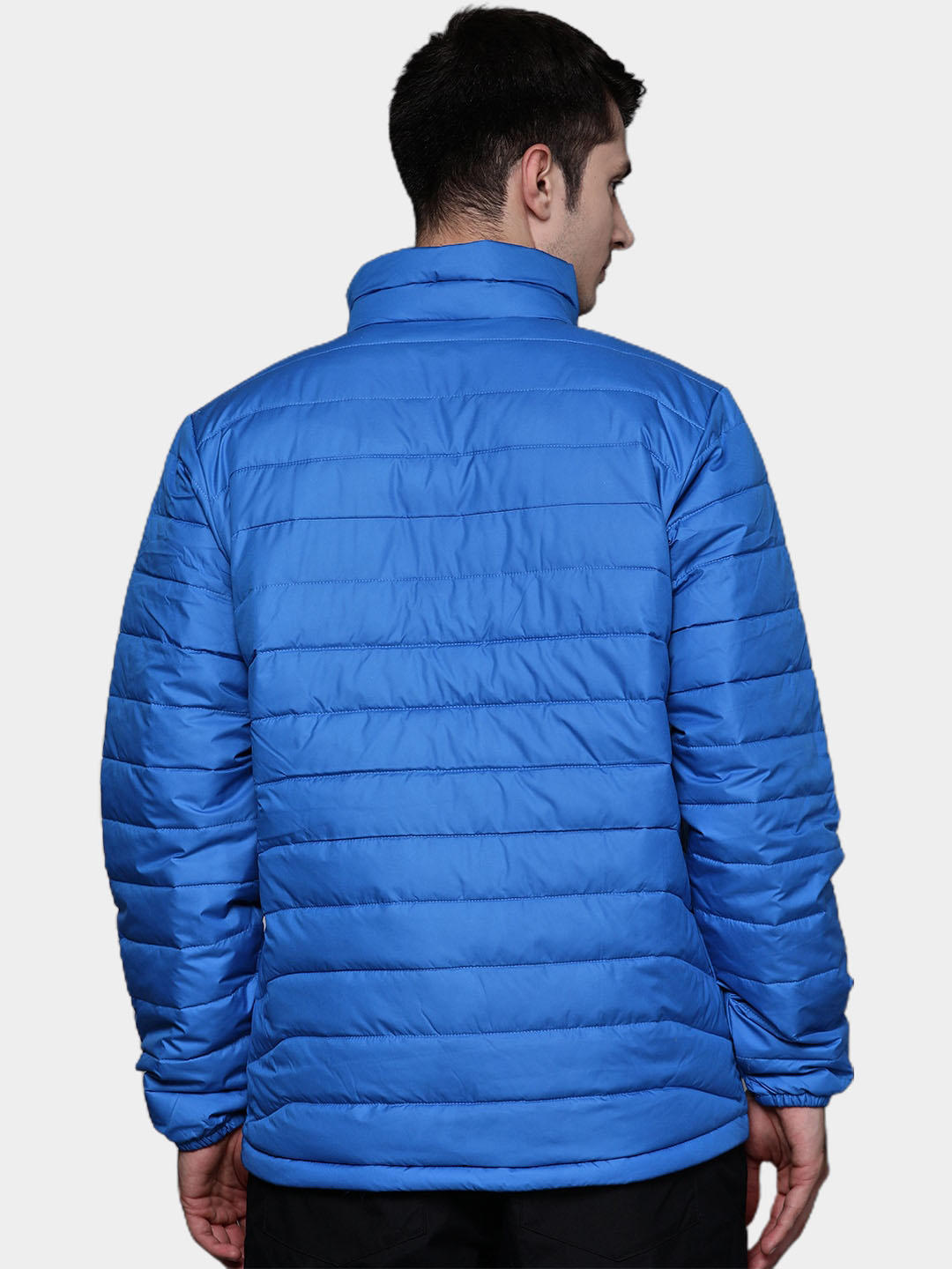 A Men Wearing Columbia Men Blue Powder Lite Jacket