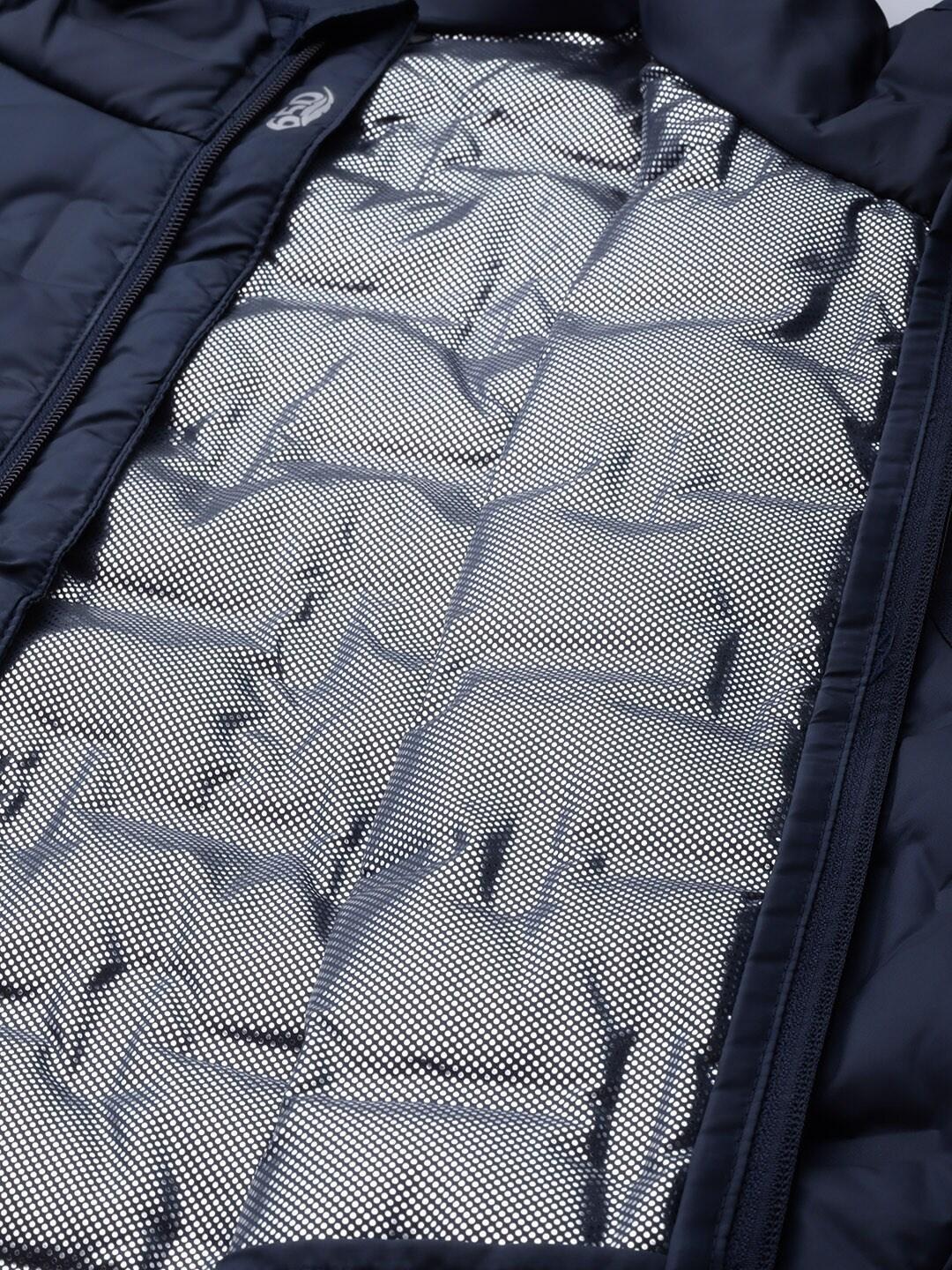 A Men Wearing Columbia Men Blue Delta Ridge Down Vest