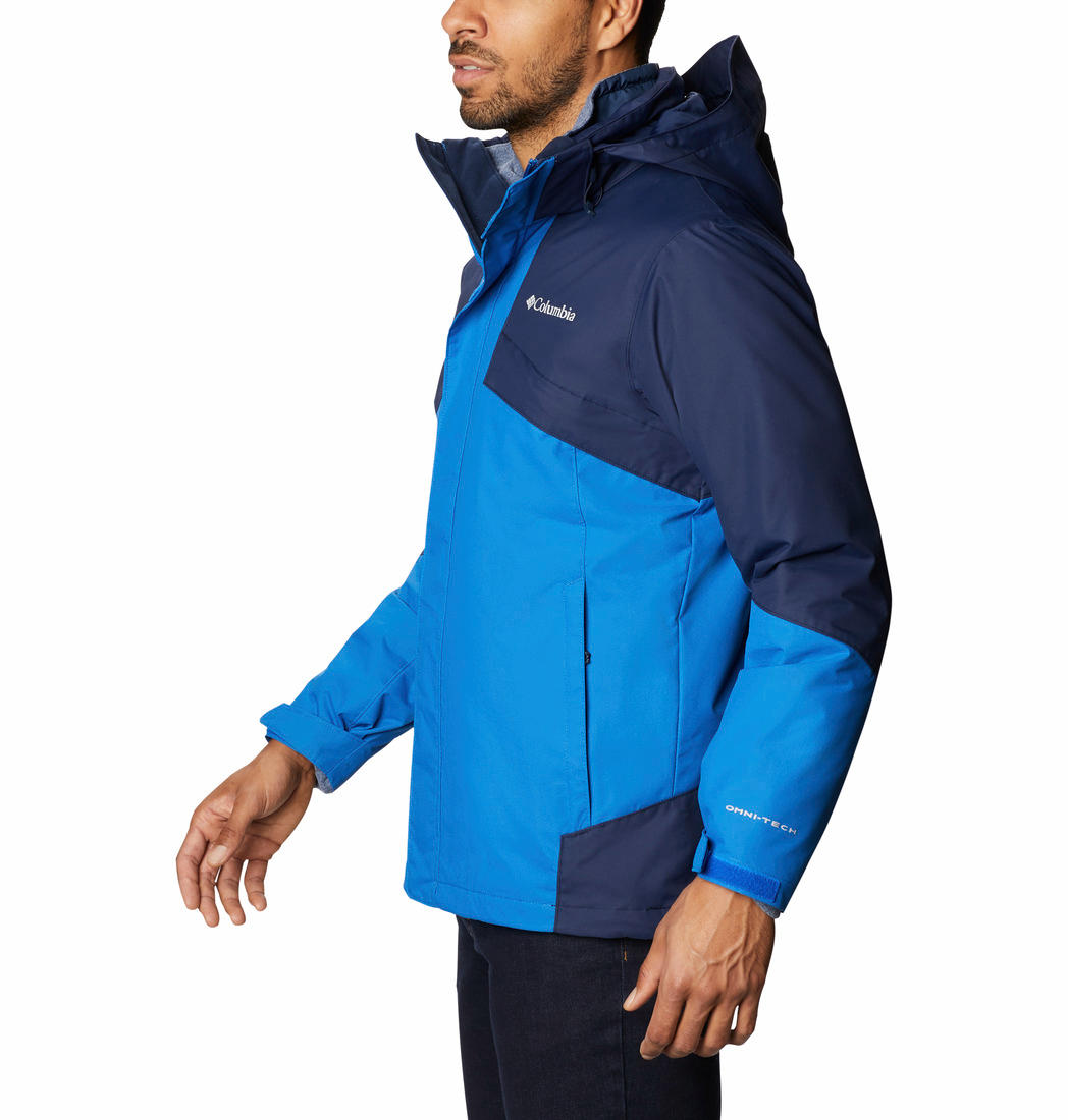 A Men Wearing Columbia Men Blue Bugaboo II Fleece Interchange Jacket